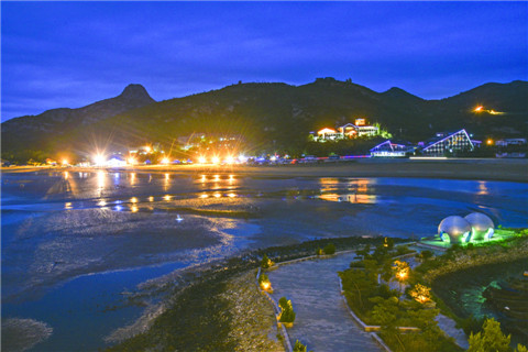 夜色乳山湾.jpg